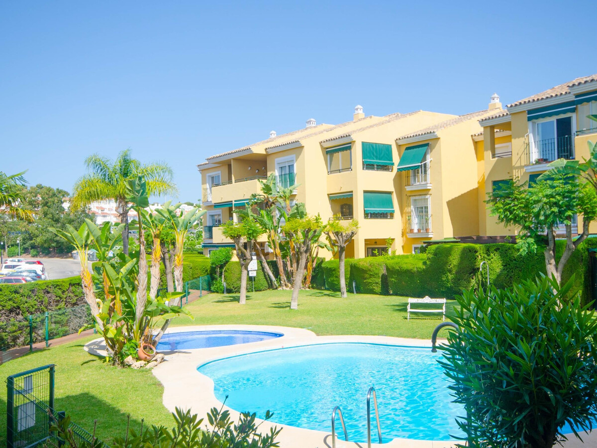 Alambra del Sol, 2 chambres avec piscines à Estepona - Photo 3