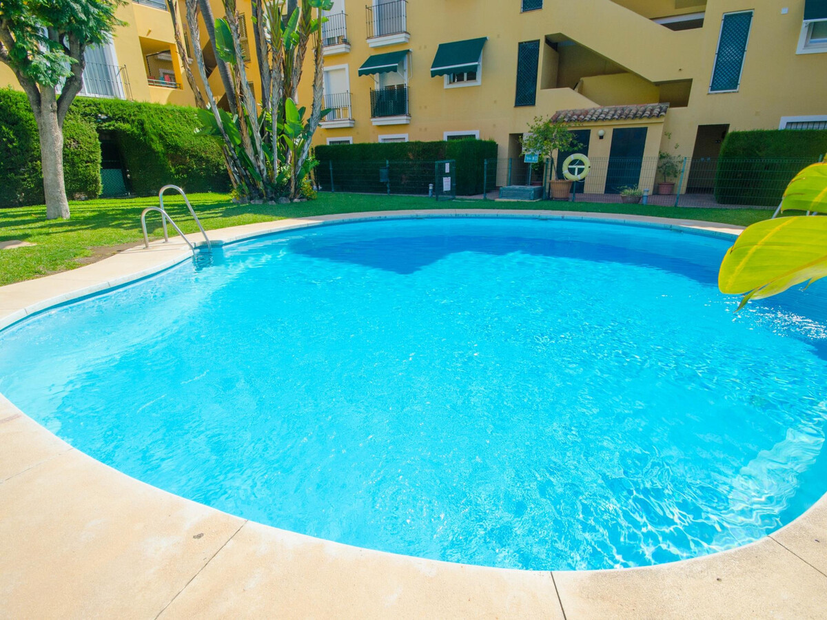 Alambra del Sol, 2 chambres avec piscines à Estepona - Photo 11