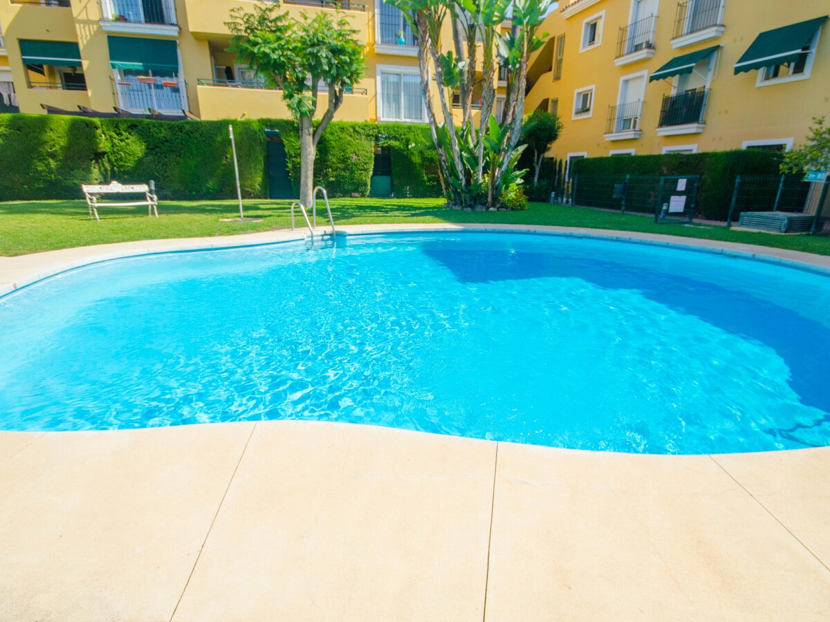 Alambra del Sol, 2 chambres avec piscines à Estepona - Photo 15
