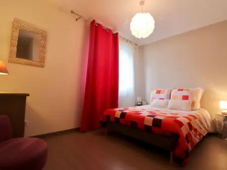 Appartement contemporain à Annecy, terrasse et animaux admis - Photo 6