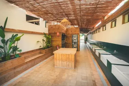 HOLA CAMP SANT SALVADOR-Superior 4, Maison de vacances moderne à Sant Salvador - Photo 10
