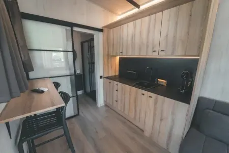 Tiny House HOLA CAMP à Coma-ruga, terrasse privée : photo 7