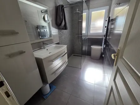 Villa avec Terrasse et Spa Proche Plage, Maison 8 personnes à La Faute sur Mer - Photo 14