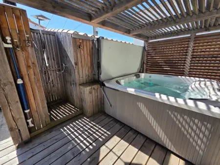 Villa avec Terrasse et Spa Proche Plage, Maison 8 personnes à La Faute sur Mer - Photo 32