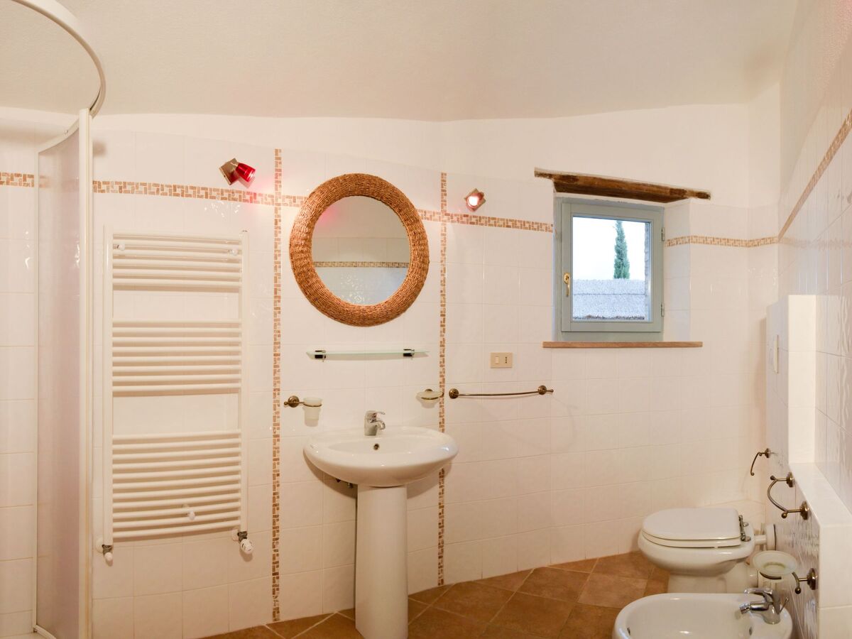 Villa Montecastelli Pisano avec piscine et jacuzzi chauffé - Photo 10