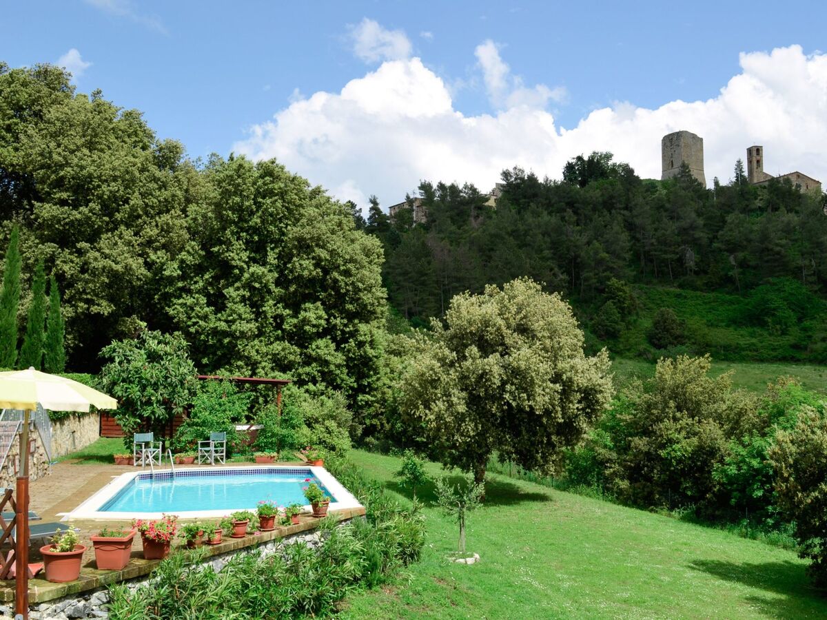 Villa Montecastelli Pisano avec piscine et jacuzzi chauffé - Photo 11