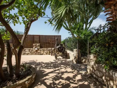 Villa Castellammare, pool privée et jardin de 1700m² : photo 26