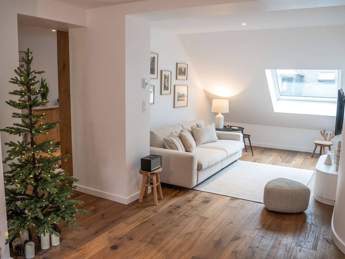 Duplex 140m² rénové haut de gamme, 4 chambres, vue montagne - Photo 10