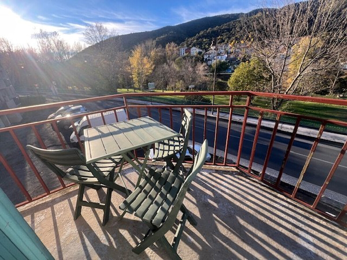 F3 moderne à Amélie-les-Bains, 150 m du centre - Photo 8