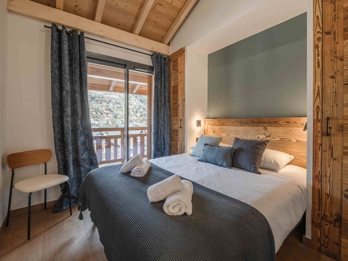 Appartement 5 chambres au pied des pistes Pleney, parking - Photo 6