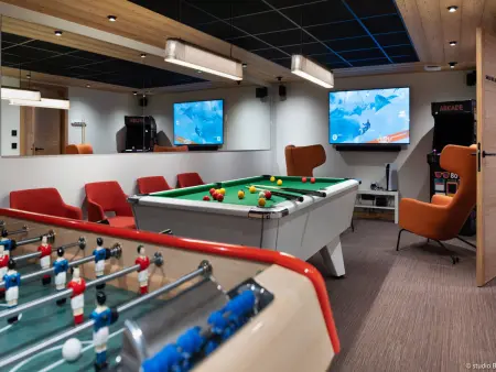Chalet spacieux à Arc 1800 avec piscine intérieure et sauna - Photo 12