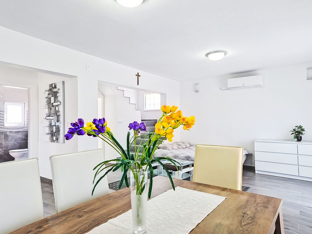 Maison Sara à Zadar, terrasse 20 m² et terrain privé - Photo 6