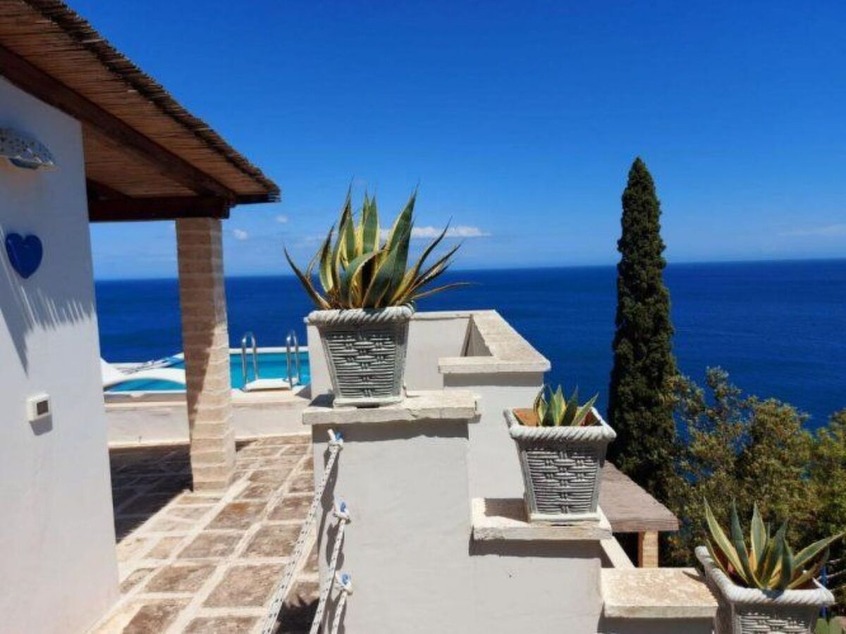 Villa bord de mer avec piscine privée à Marina Serra - Photo 6