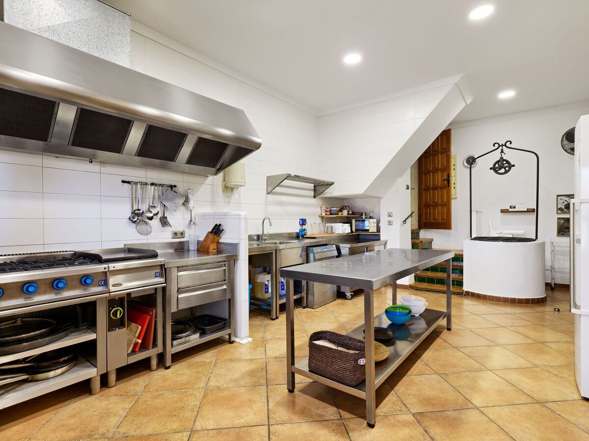 Mas Jonquer, maison 8 chambres, piscine et tennis - Photo 9