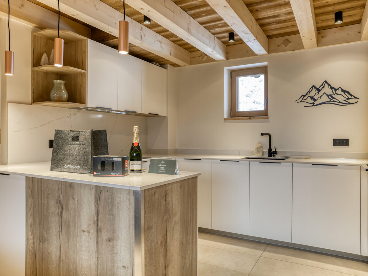 Chalet Dolomites aux Saisies : 15 personnes, 7 chambres - Photo 2
