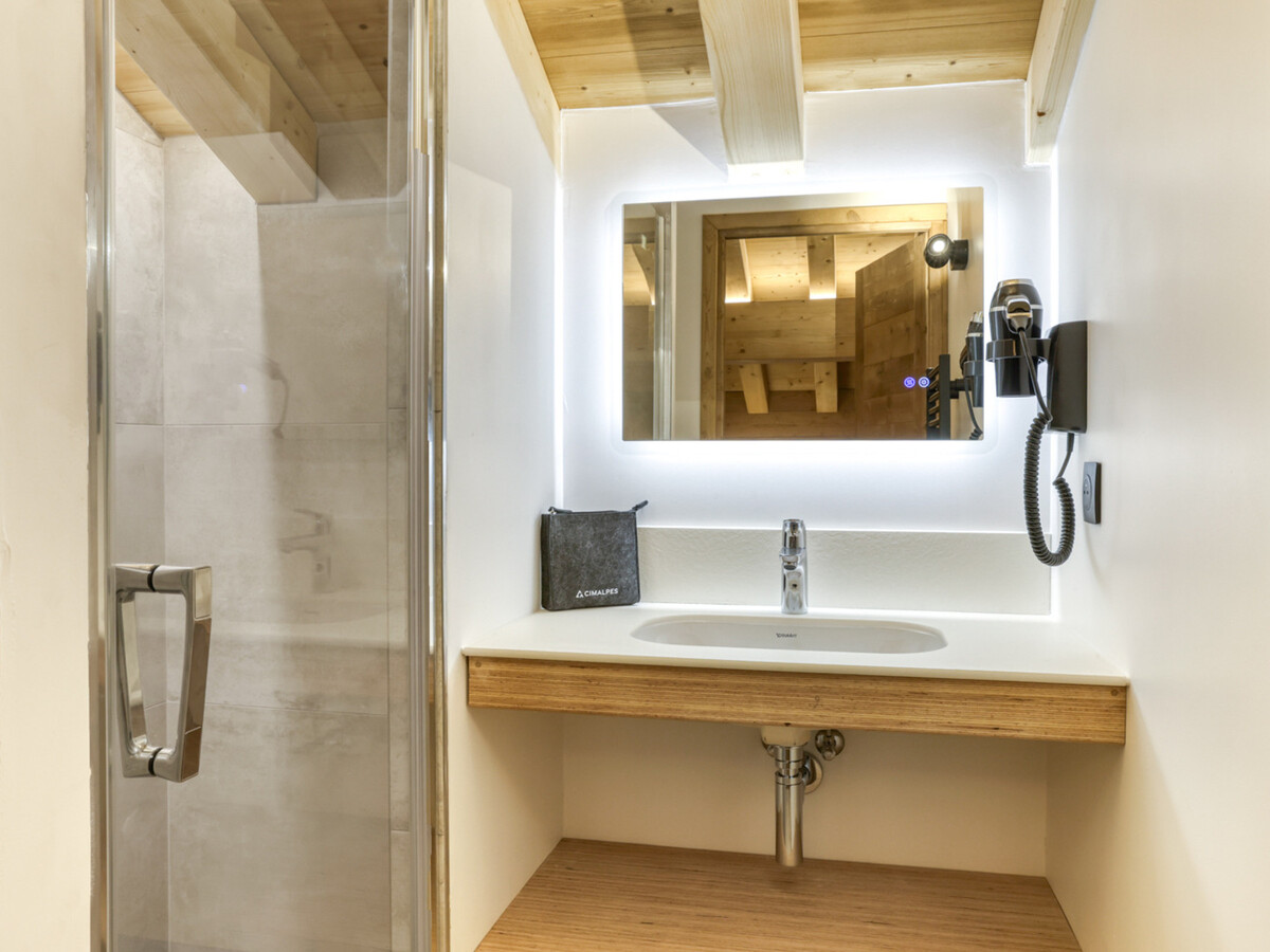 Chalet Dolomites aux Saisies : 15 personnes, 7 chambres - Photo 9