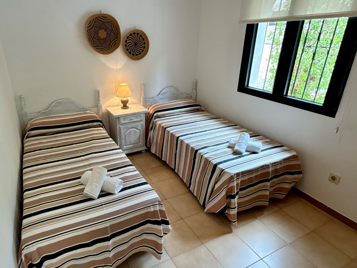Villa Abeto à Xàbia : 2 chambres, piscine 8x4m, près d'Arenal - Photo 8