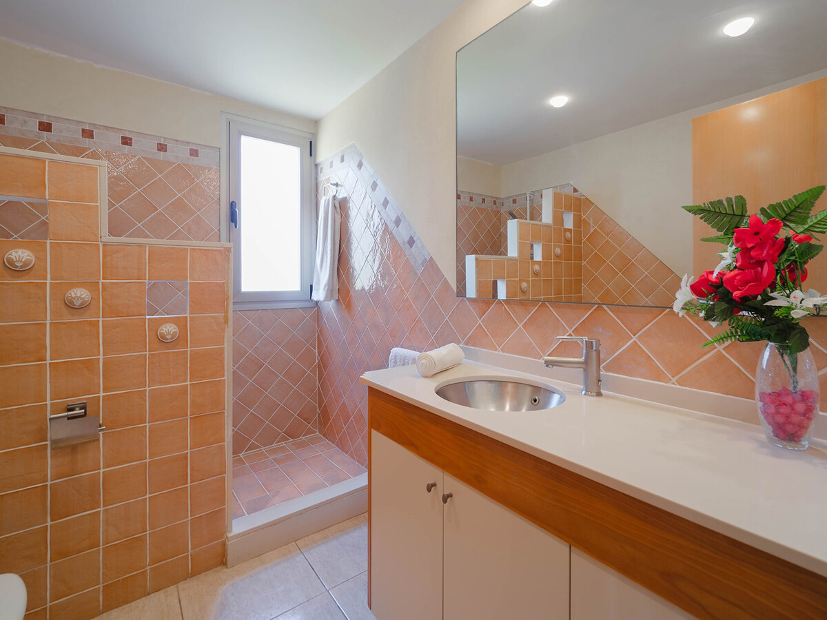 Villa Portichol : 6 chambres, piscine 10x5m à 5 min plage - Photo 15