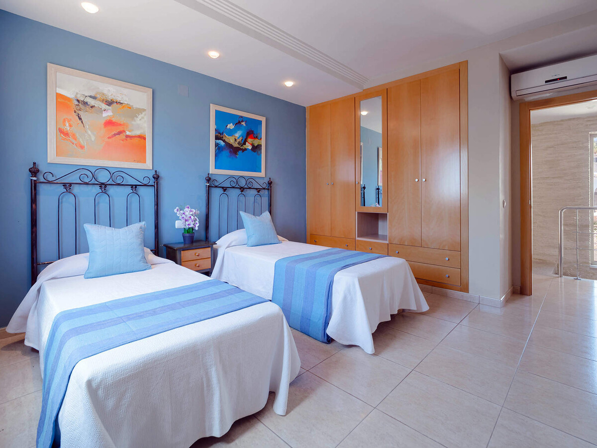 Villa Portichol : 6 chambres, piscine 10x5m à 5 min plage - Photo 17