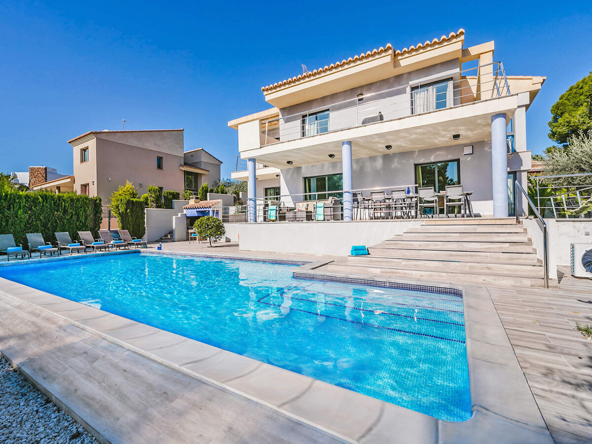 Villa Amanecer : 7 chambres, piscine 5x10m à 5 min de la plage - Photo 4