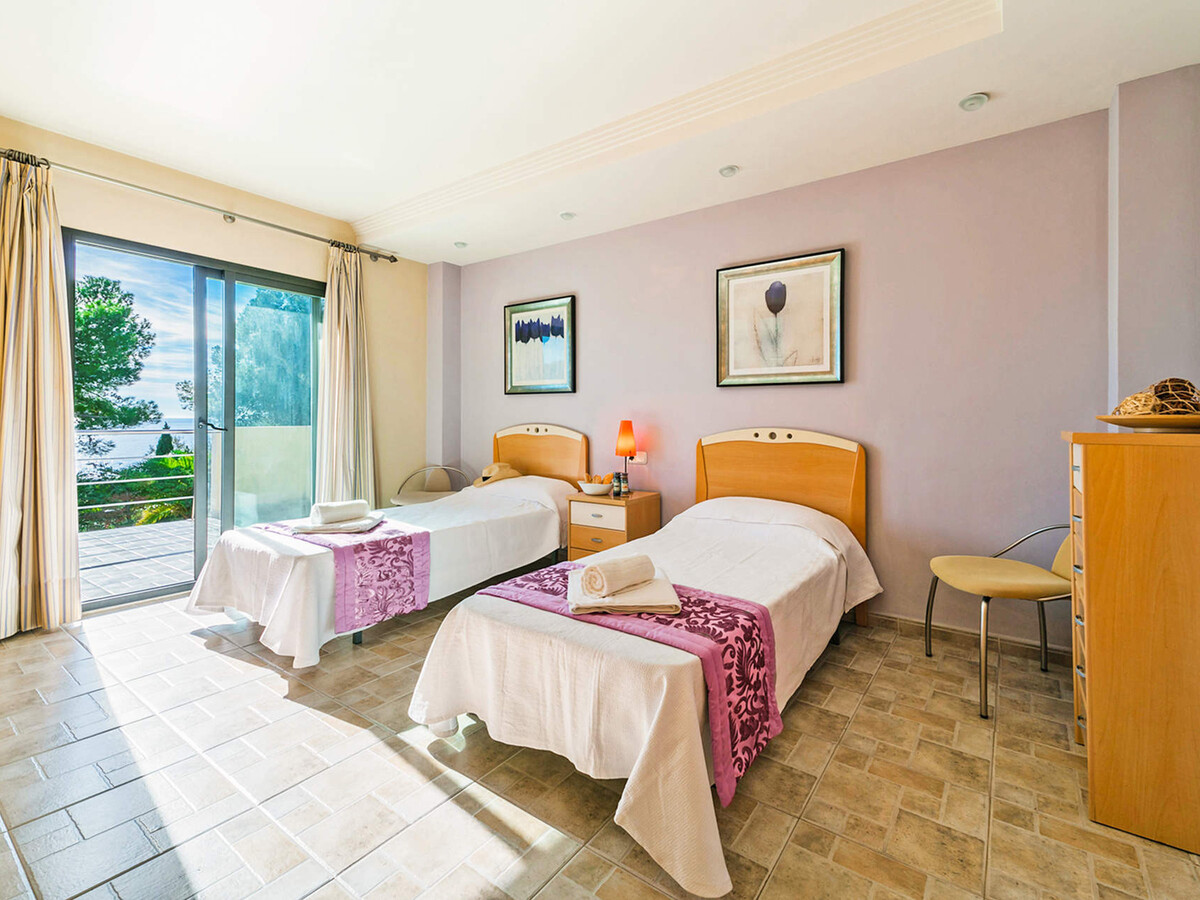 Villa Amanecer : 7 chambres, piscine 5x10m à 5 min de la plage - Photo 19