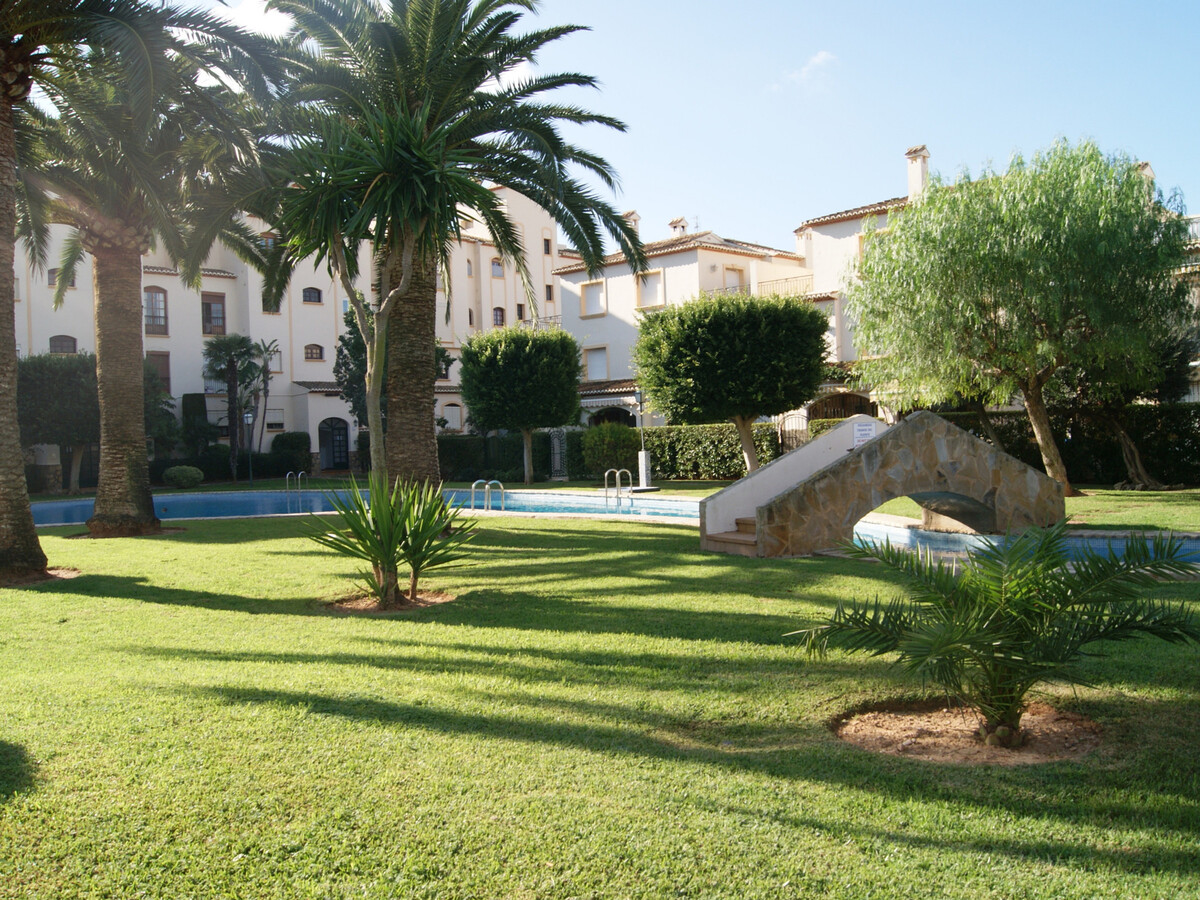 La Isla : appartement 1 chambre, jardin et piscine à Jávea - Photo 1