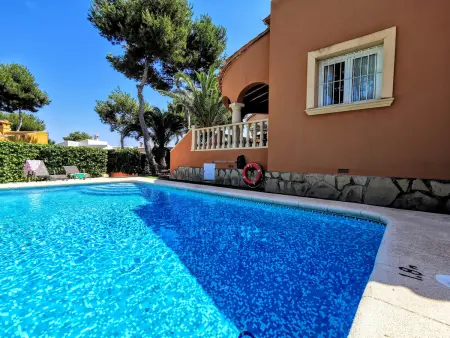 Location villa à Xàbia, Superbe villa familiale avec piscine privée et climatisation à Javea