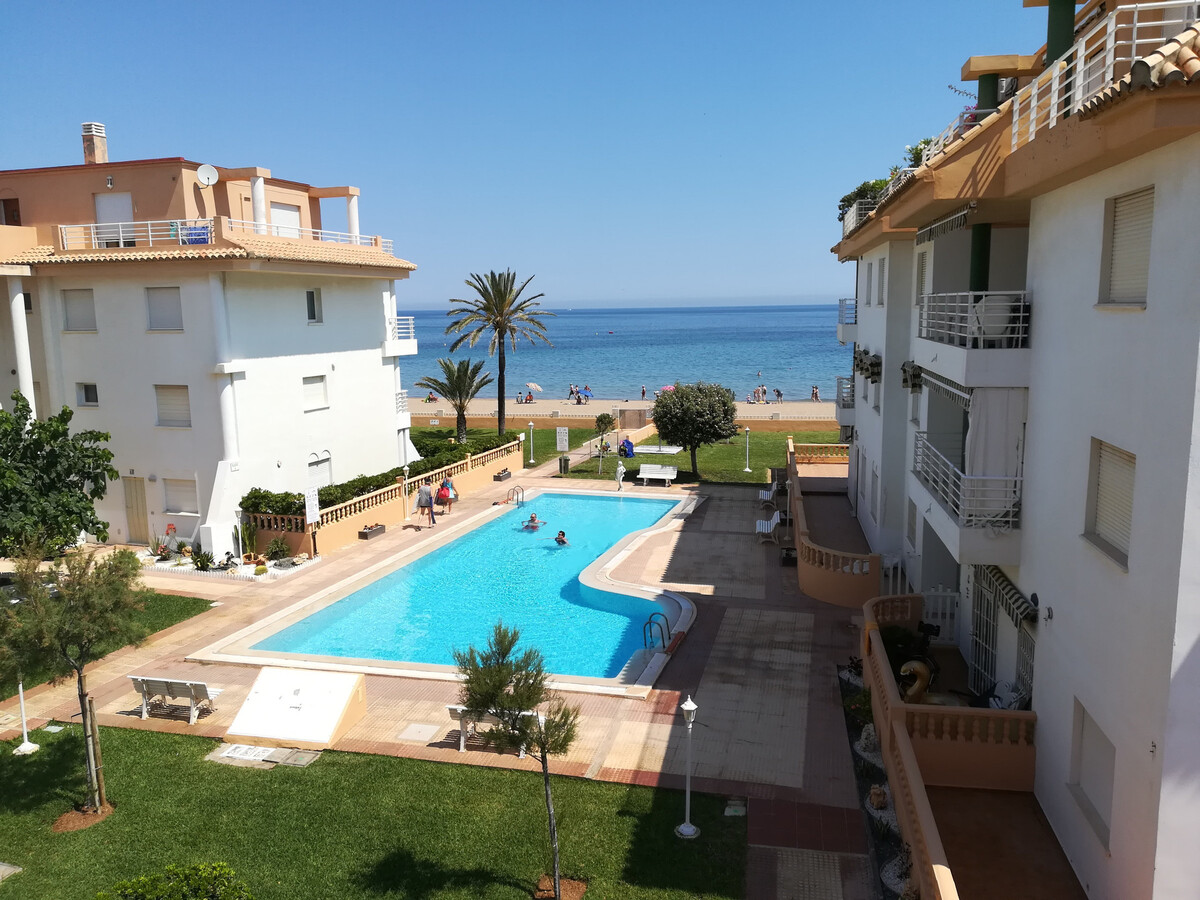 Appartement 1 chambre avec piscine en première ligne de plage à Dénia - Photo 3