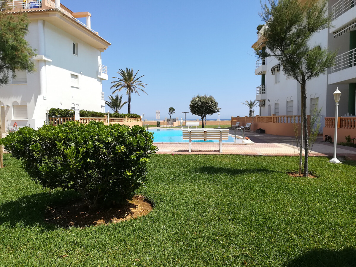 Appartement 1 chambre avec piscine en première ligne de plage à Dénia - Photo 19