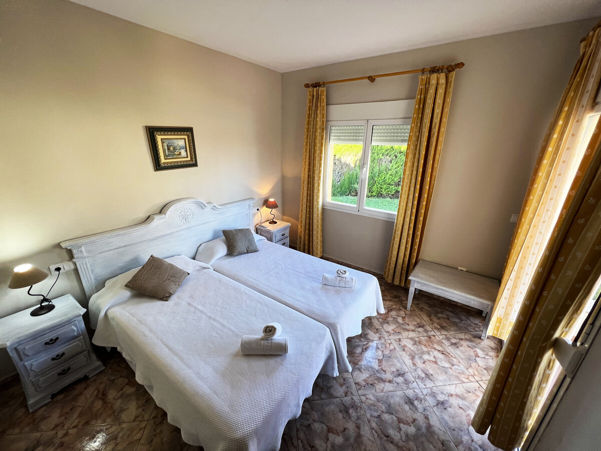 Villa Noguera – 4 chambres, piscine privée à 250 m de la plage - Photo 14
