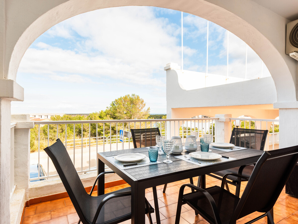 Appartement neuf avec terrasse face mer à Arenal d'en Castell - Photo 18