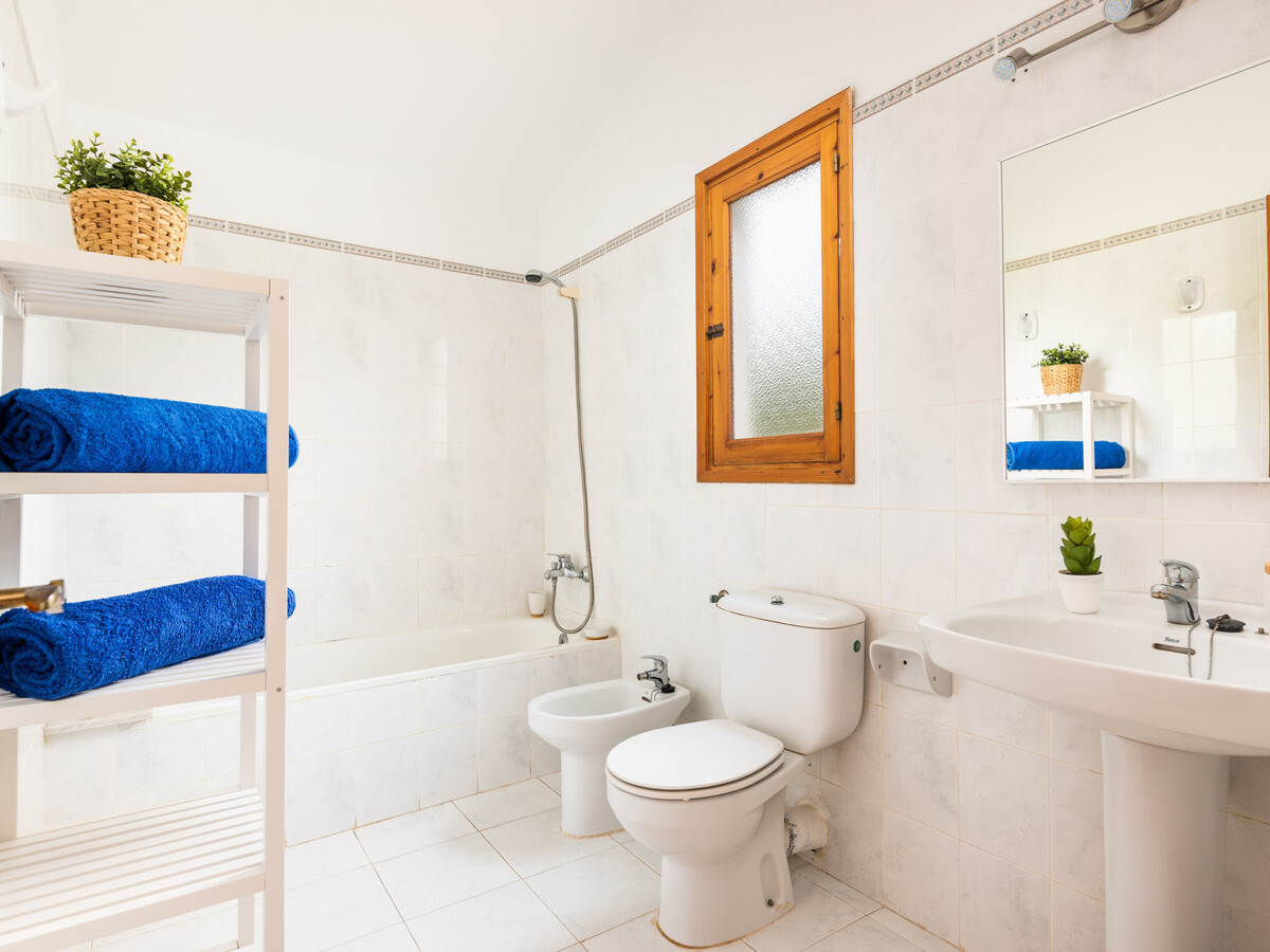 Appartement 60 m² Cala Blanca, jardin, piscine et parking - Photo 13