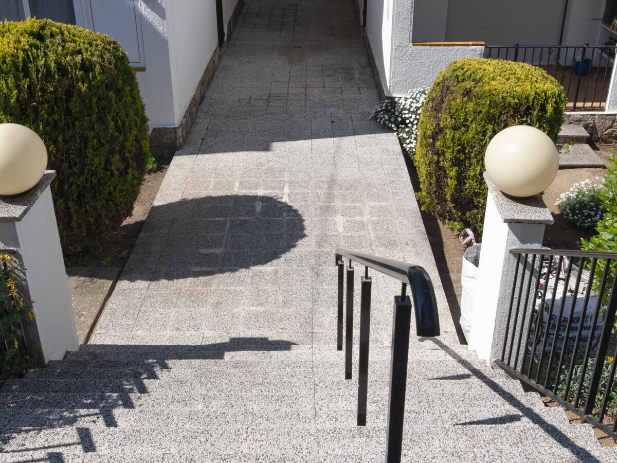 Appartement 35 m² à Roses, piscine et vue montagne - Photo 7
