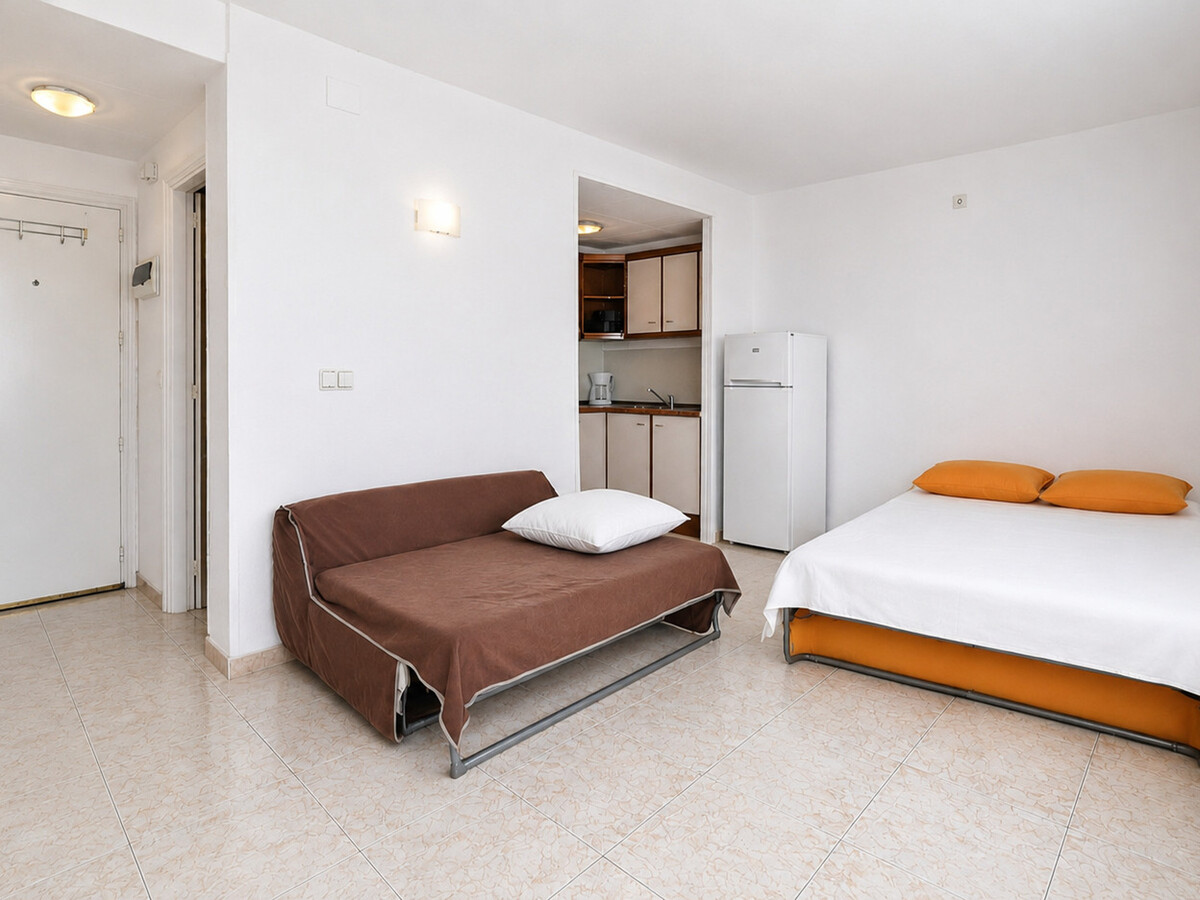 Studio 32 m² lumineux à Roses, terrasse, 3 personnes - Photo 4
