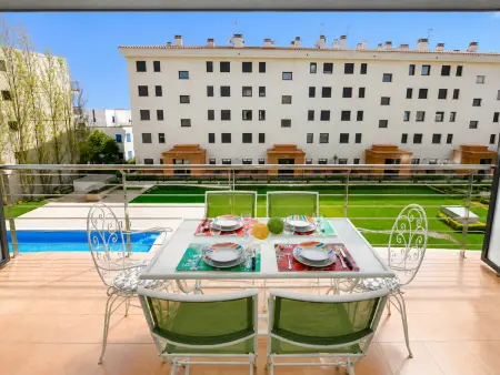 Appartement 2 chambres Roses, 50 m plage, piscine : photo 3