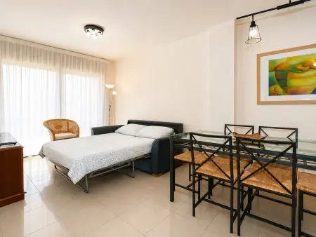 Appartement 2 chambres Roses, 50 m plage, piscine : photo 9