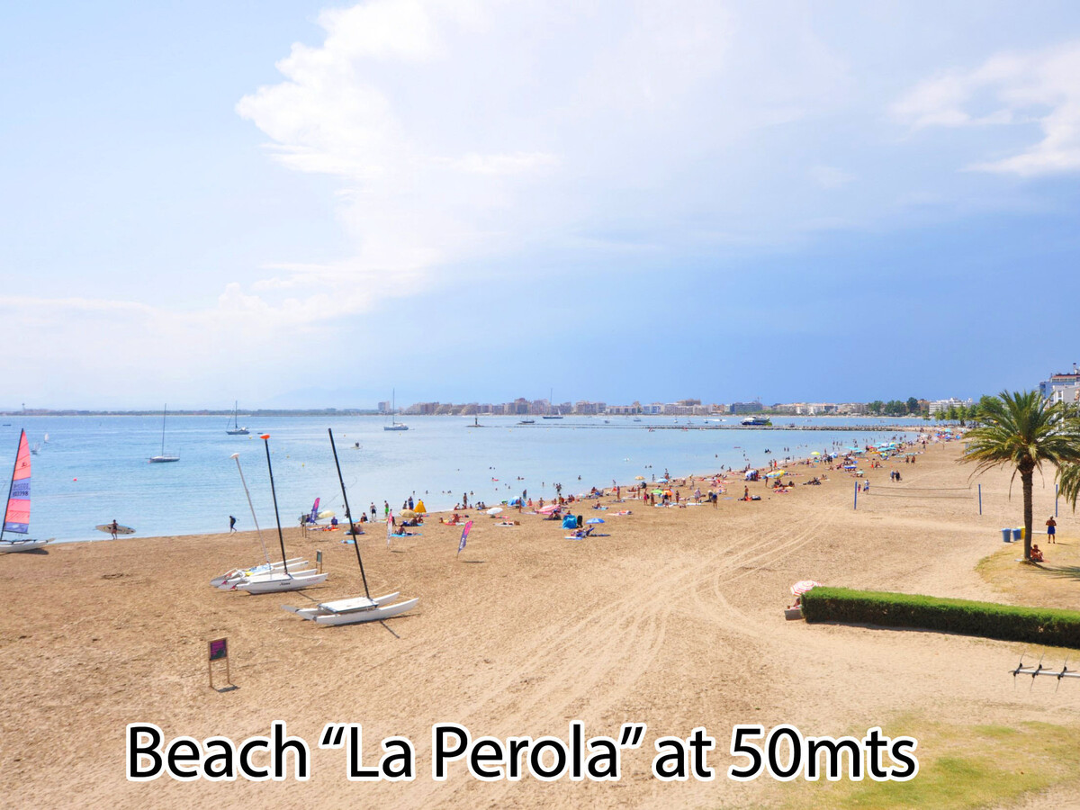 Appartement 3 chambres à 50 m de la plage à Roses - Photo 2