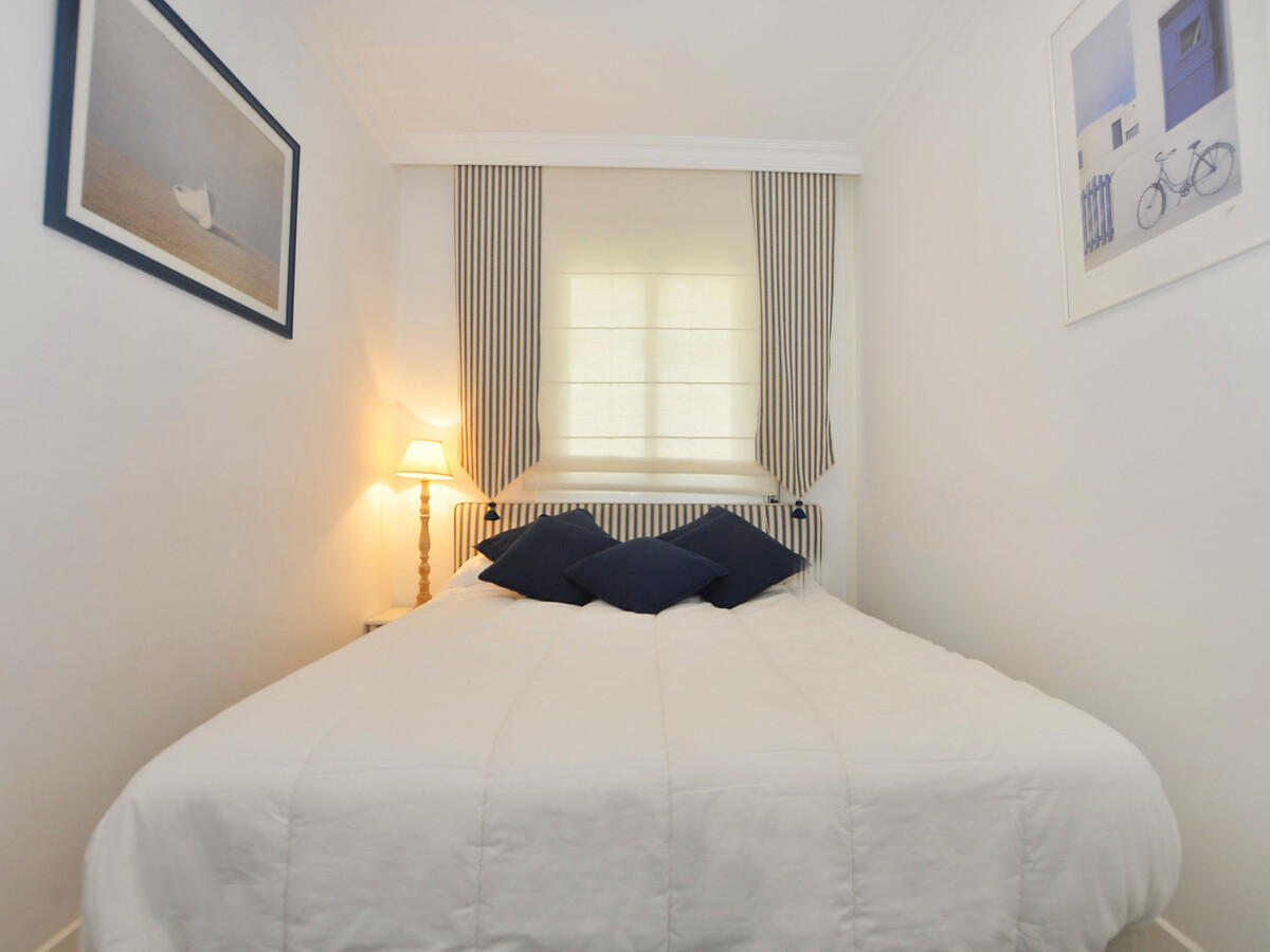 Appartement 80m² front de mer, piscine & parking à Roses - Photo 27