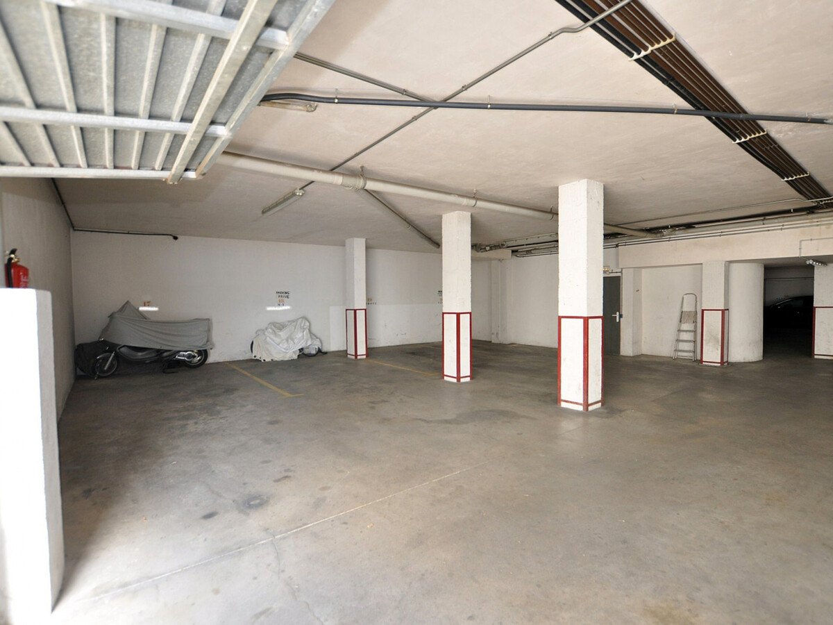 Appartement 80m² front de mer, piscine & parking à Roses - Photo 28