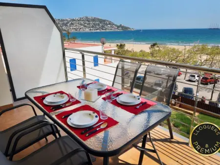 Appartement front de plage avec piscine à Roses : photo 32