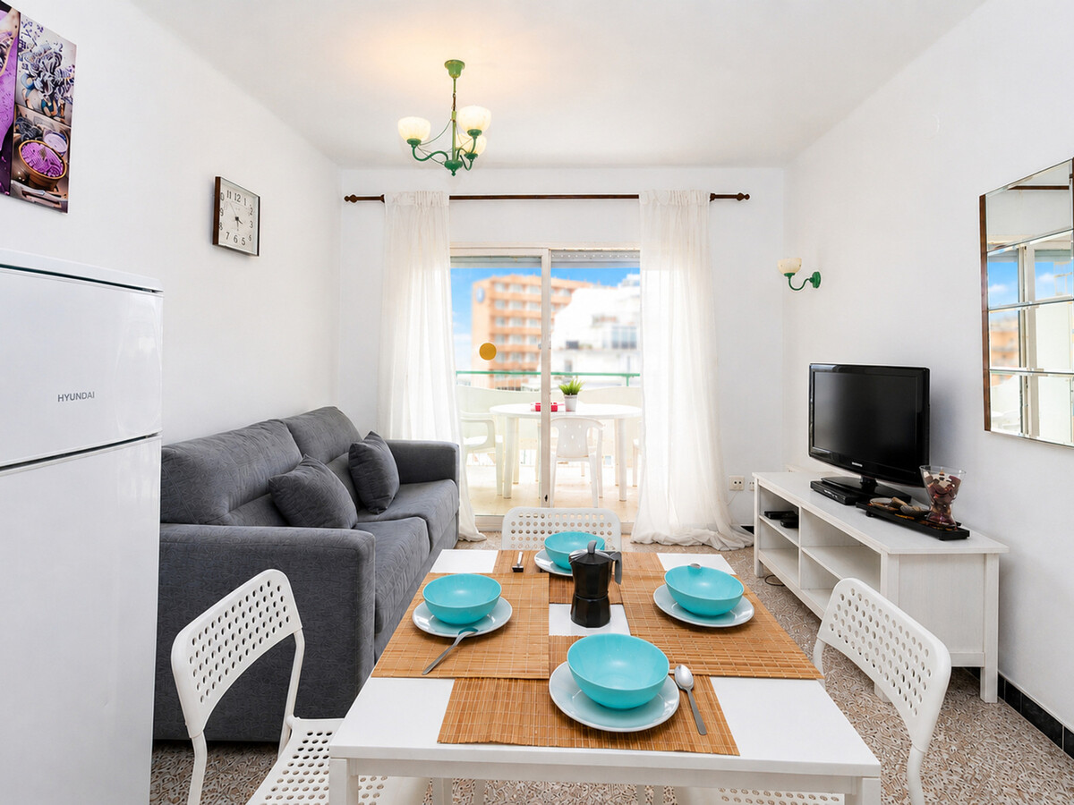 Appartement 45 m² lumineux, piscine 18x6 m, Roses - Photo 4