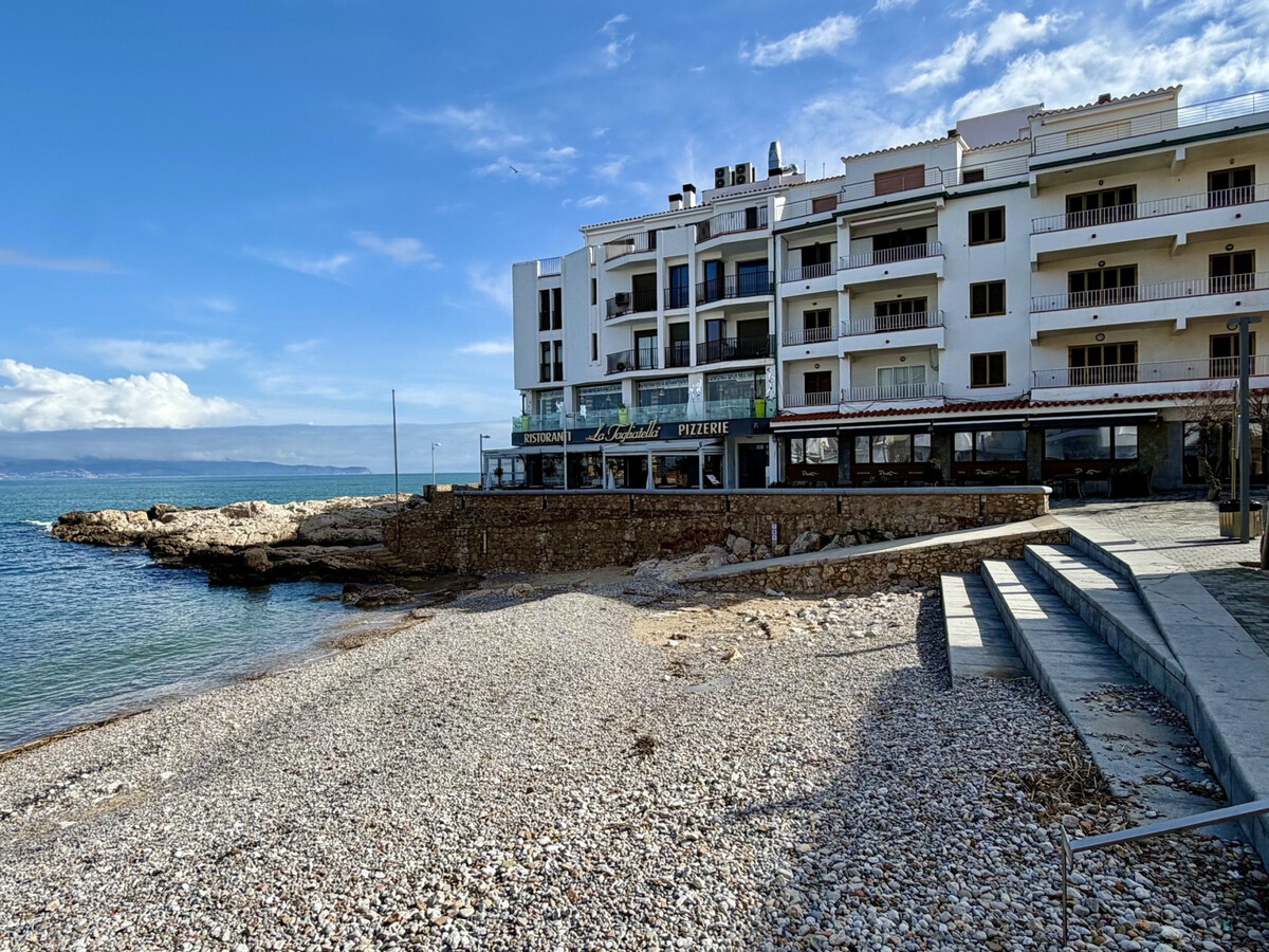Appartement 3 chambres front de mer à L'Escala - Photo 4