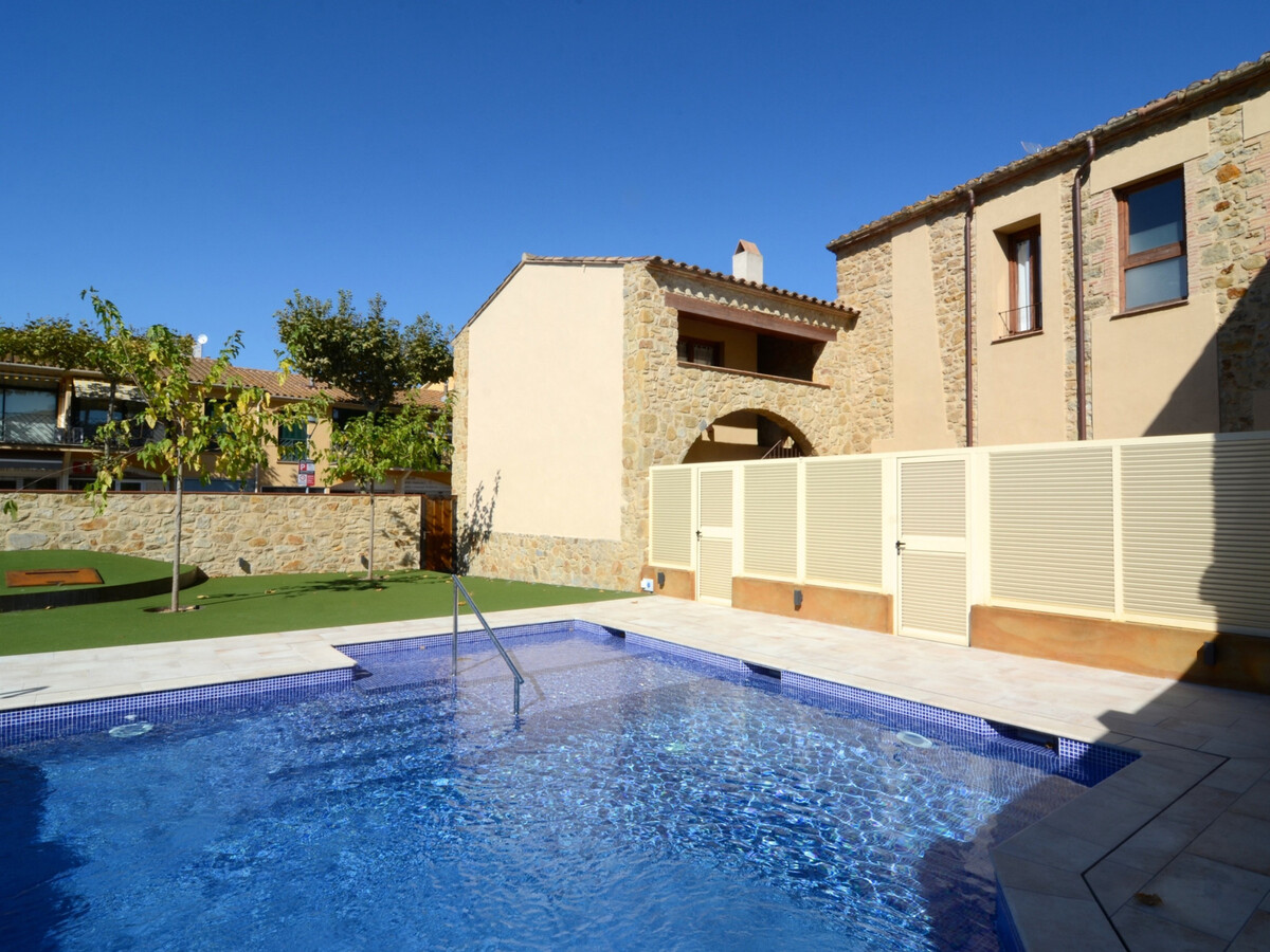 Appartement 35 m² climatisé avec piscine, centre Pals - Photo 2