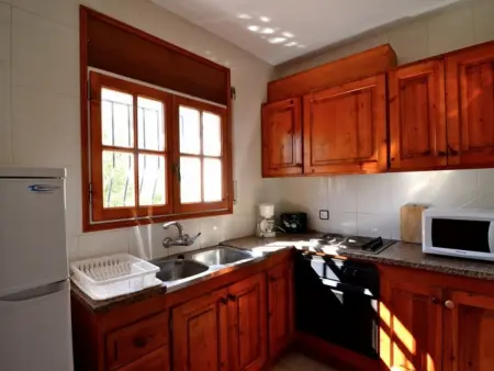 Appartement pour 6 personnes avec terrasse et animaux admis, proche de la plage - Photo 5