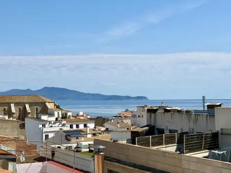 Mestral 2.5 : Appartement 6 pers, piscine et parking à L'Escala : photo 2