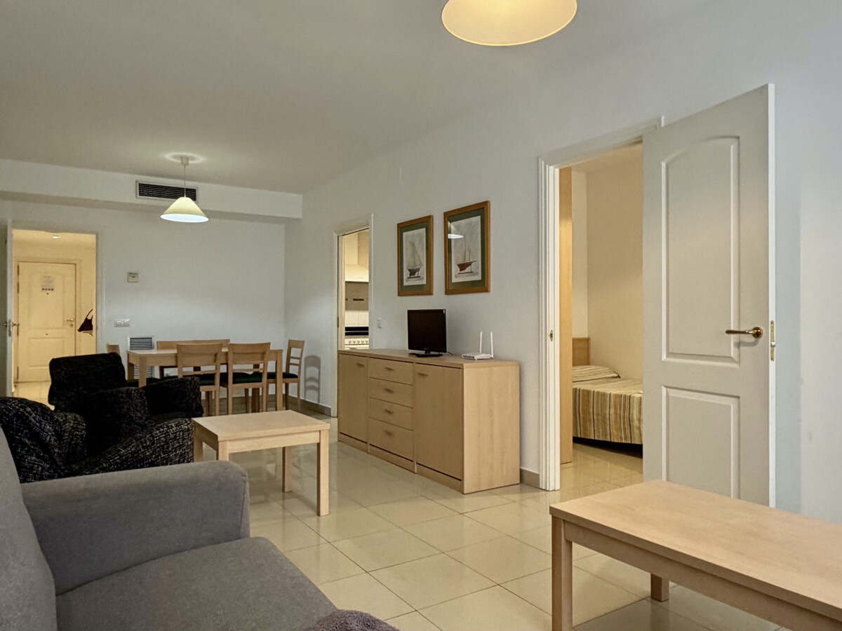 Appartement 2 chambres à L'Escala, piscine et parking - Photo 17