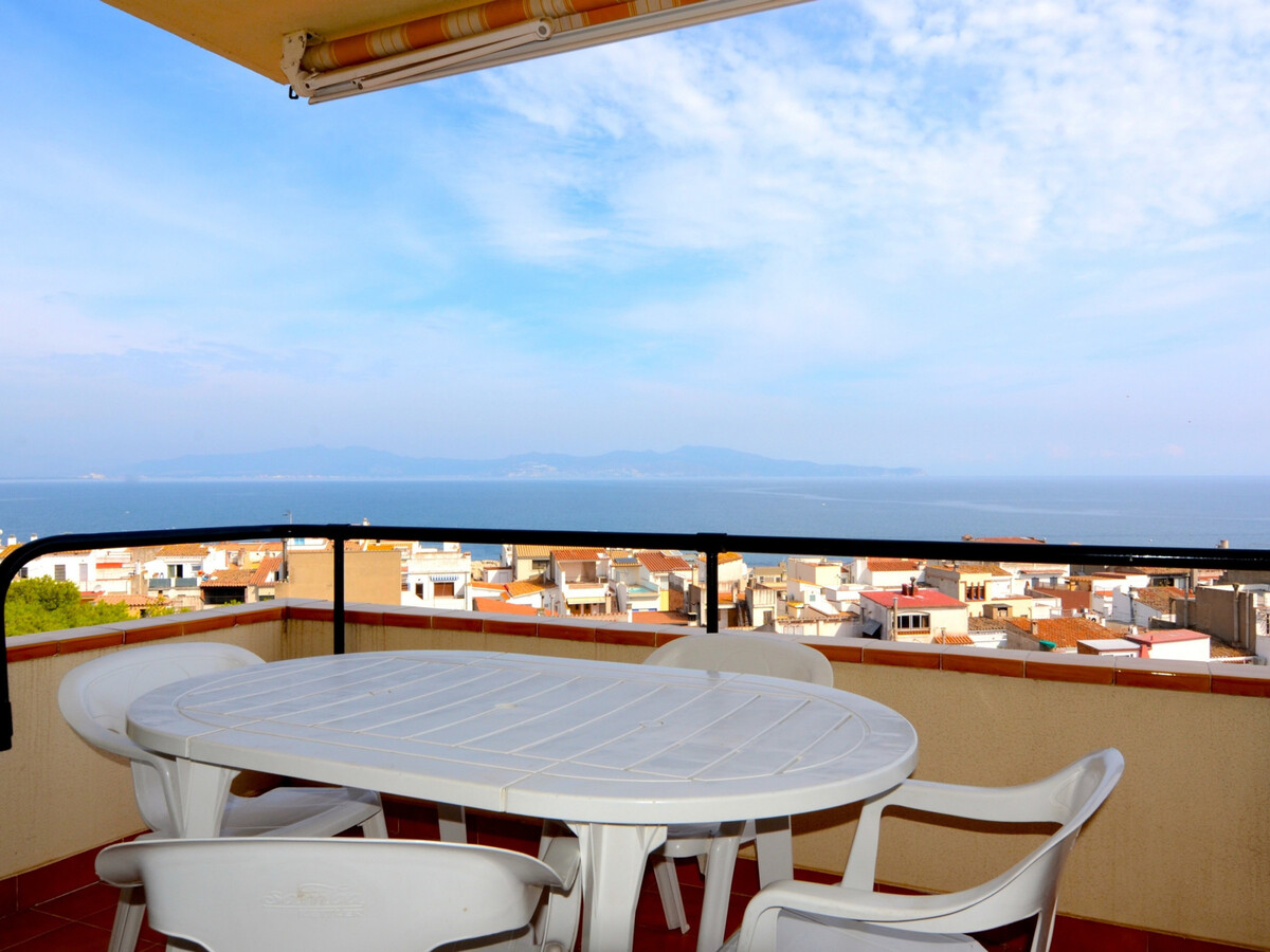 Appartement 2 chambres lumineux avec terrasse et parking à L'Escala - Photo 3