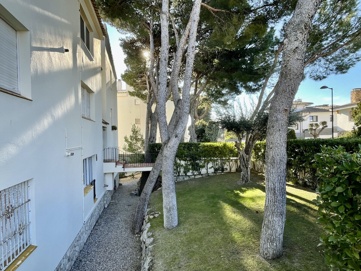 Appartement 2 chambres lumineux avec terrasse et parking à L'Escala - Photo 33