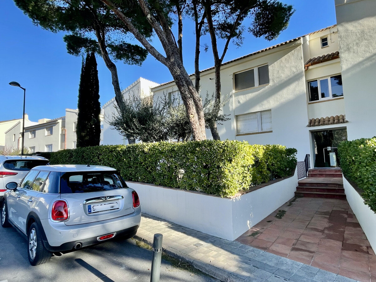 Appartement 2 chambres lumineux avec terrasse et parking à L'Escala - Photo 35