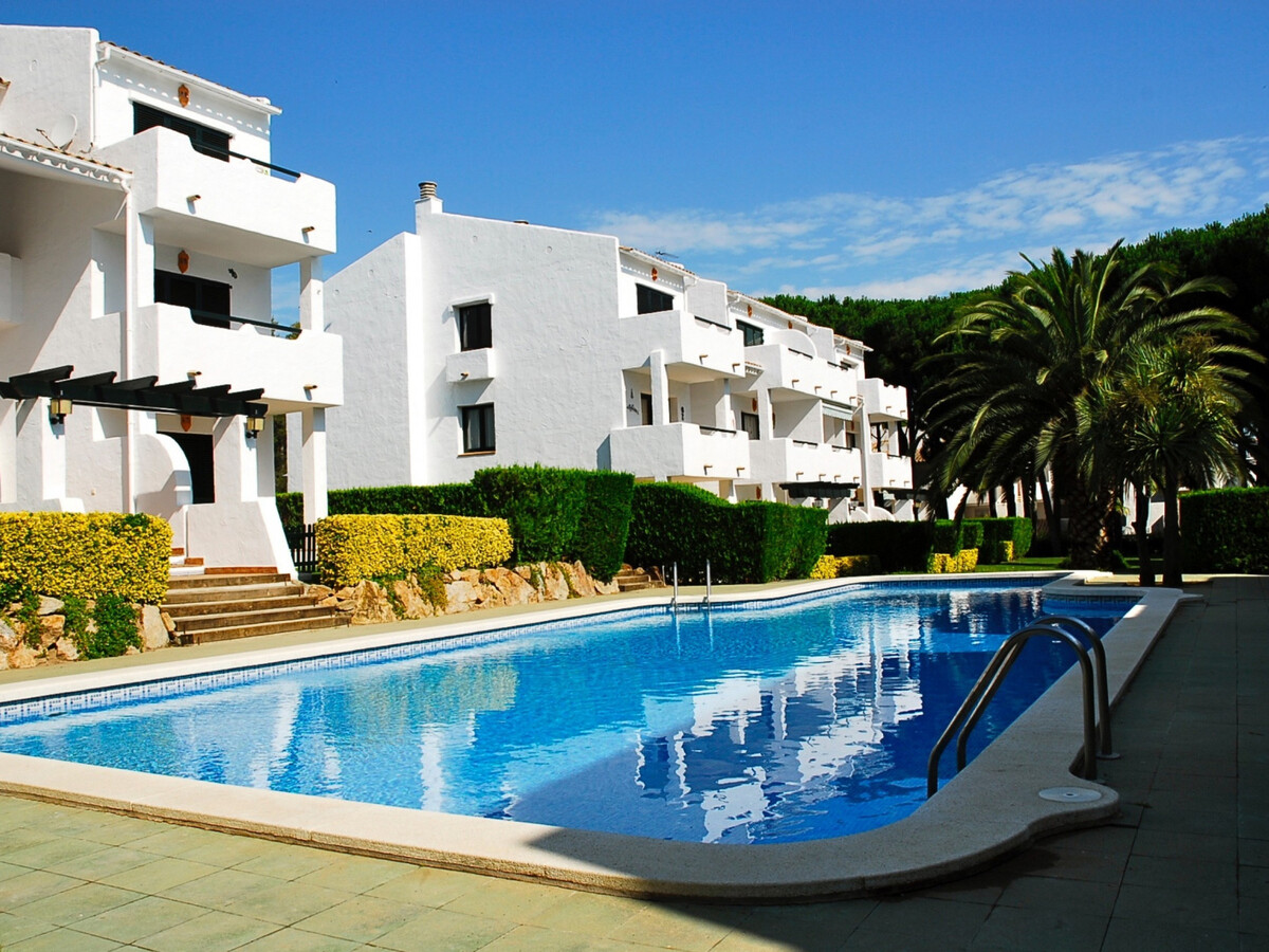 Appartement 2 chambres, jardin privé et piscine à Pals - Photo 1